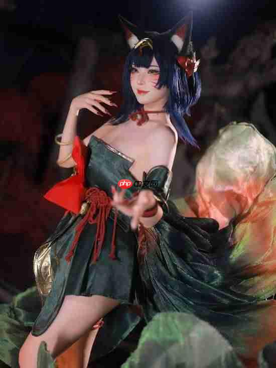 两位韩国Coser演绎LOL阿狸！你更喜欢谁的版本？