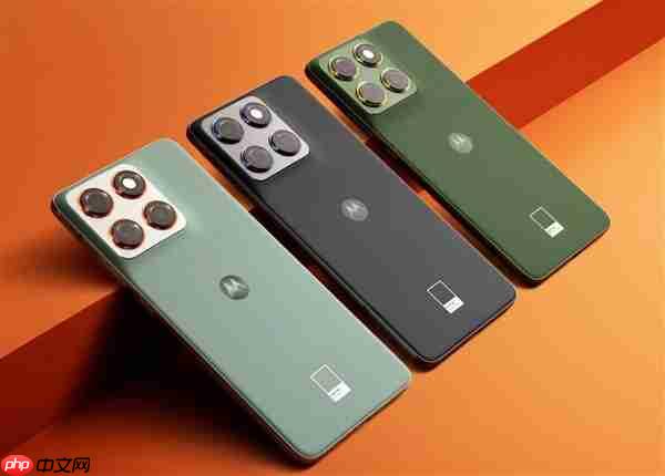 LCD永不为奴！moto评估1.5K LCD屏手机