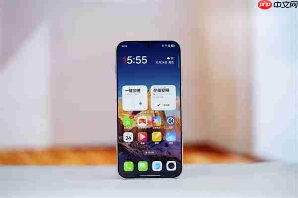 行业第一块165Hz高刷高分屏！一加15图赏