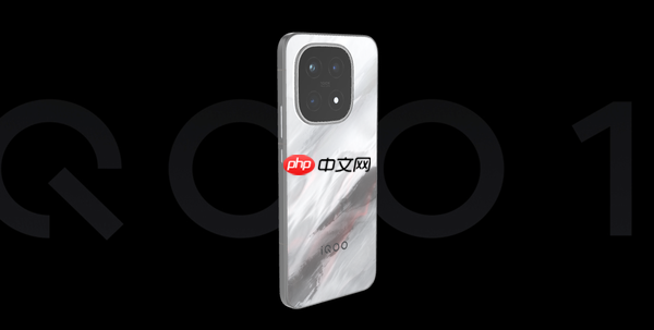 曝iQOO 15首周销量超20万台 约为上代机型的200%