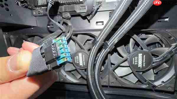 问题太多了！RX 9070 XT显卡12V-2×6接口又烧毁