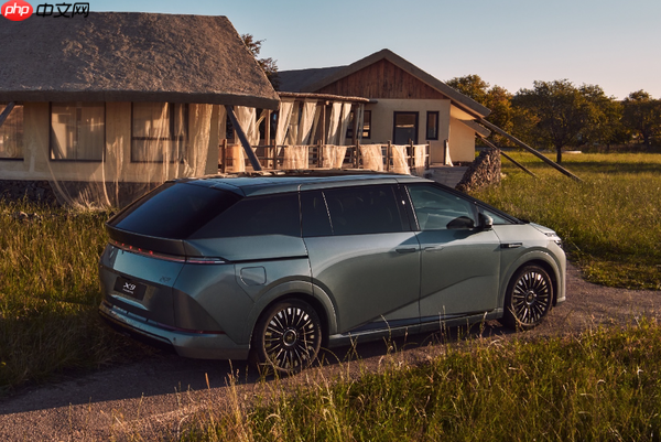 小鹏产品负责人解析电动三折叠设计 七座可秒变四座