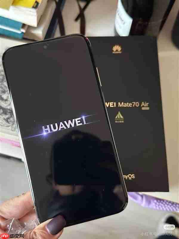 系列史上最薄！华为Mate70 Air标配12GB内存：11月6日预售