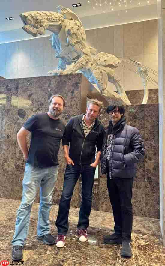 小岛秀夫晒和《地平线》系列开发商合影！又去谈合作了？