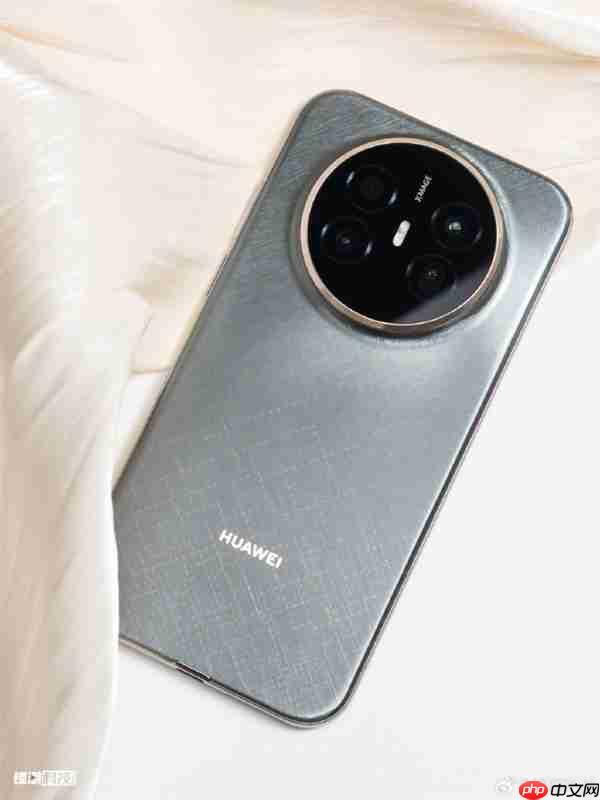 4199元起！华为Mate 70 Air图赏抢先看：金丝银锦配色很抢眼 一眼高端