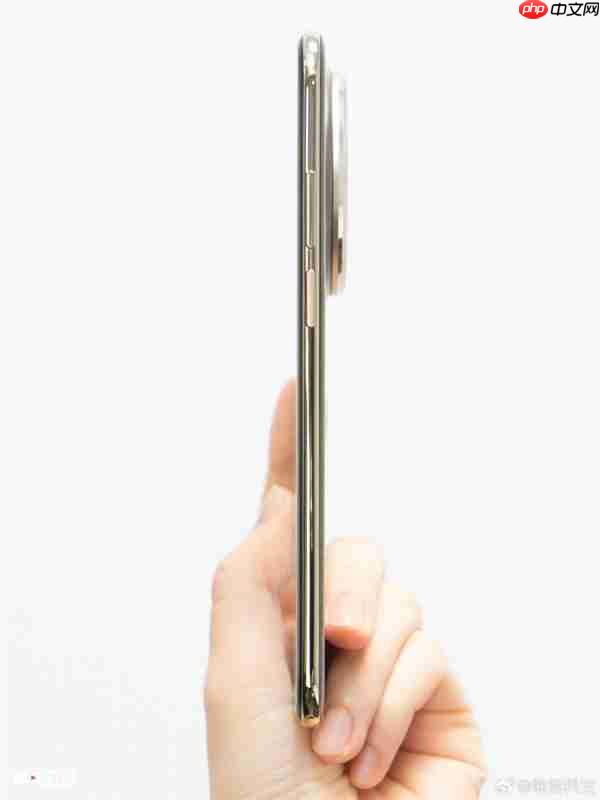 4199元起！华为Mate 70 Air图赏抢先看：金丝银锦配色很抢眼 一眼高端