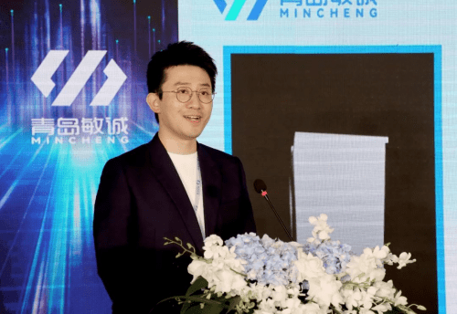 当AIGC成元宇宙核心引擎，如何构建数实融合新世界