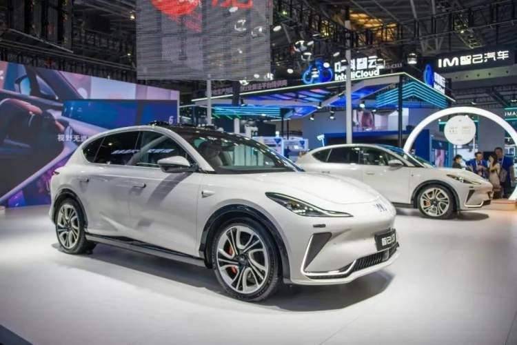 人工智能赋能无人驾驶：商业化进程再提速