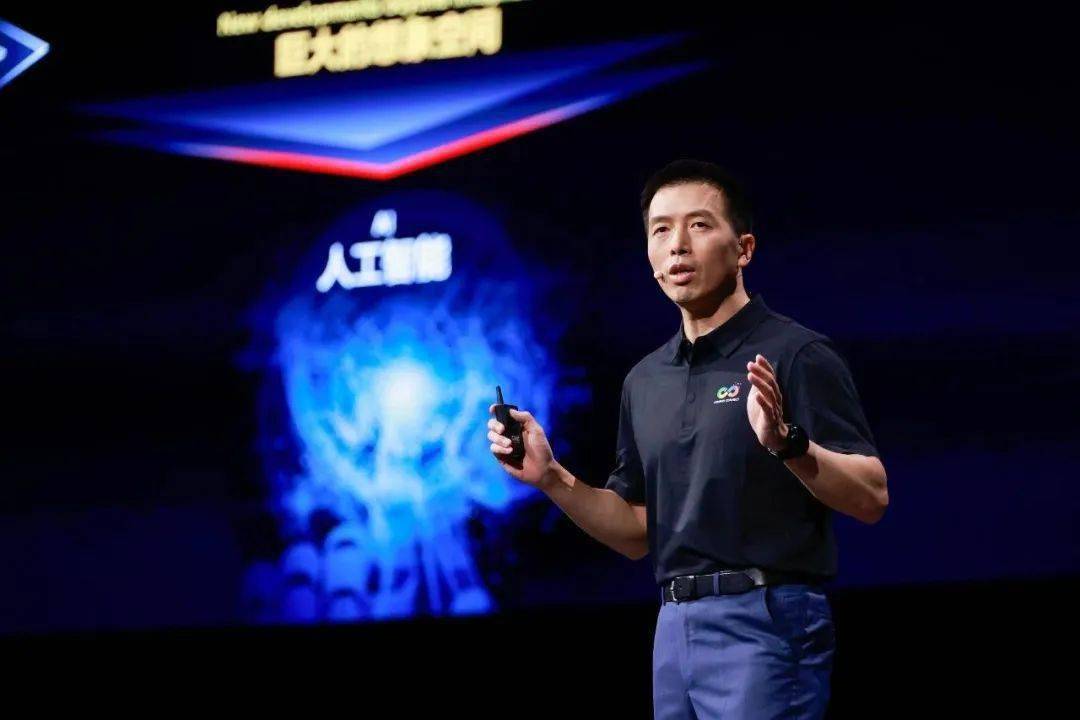 华为彭松：全力以赴，推动AI生态繁荣加速发展