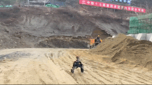 本末科技进军巡检市场，预计挑战14.5%的行业增长率，推出轮足机器人