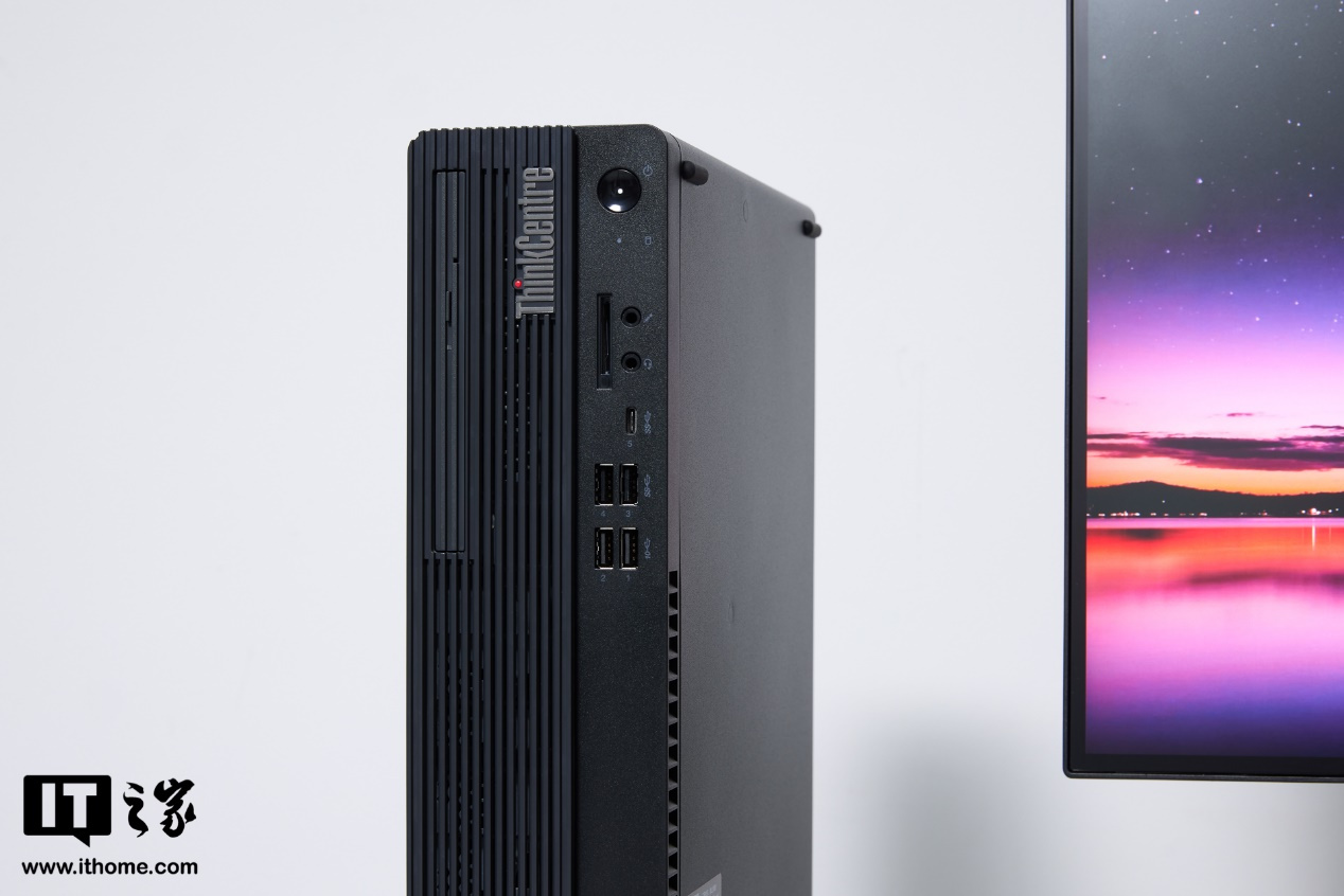 联想 ThinkCentre M 大师系列台式机图赏：经典设计，内稳外成