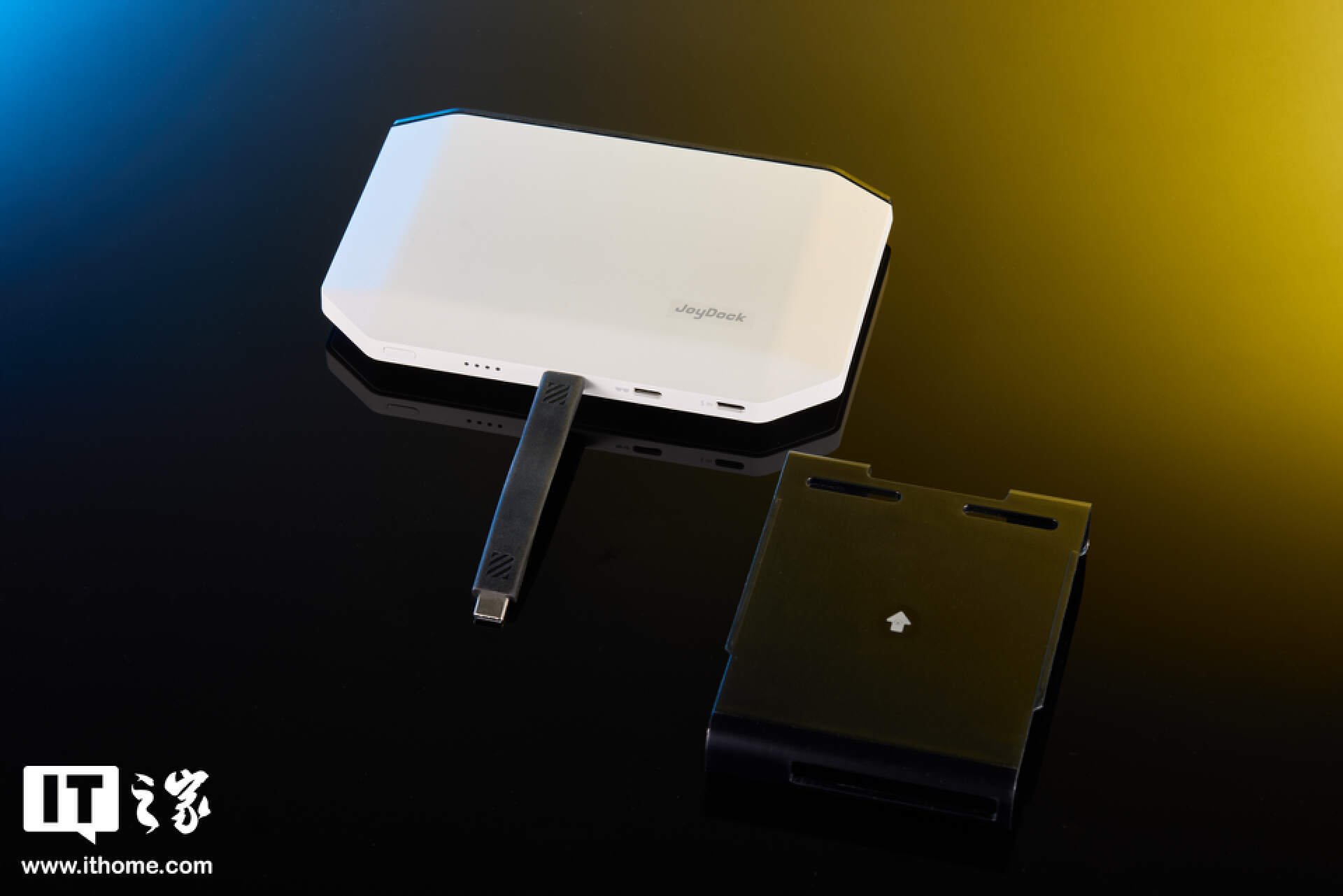 201 英寸巨屏躺着看：雷鸟 Air 2s 智能眼镜图赏