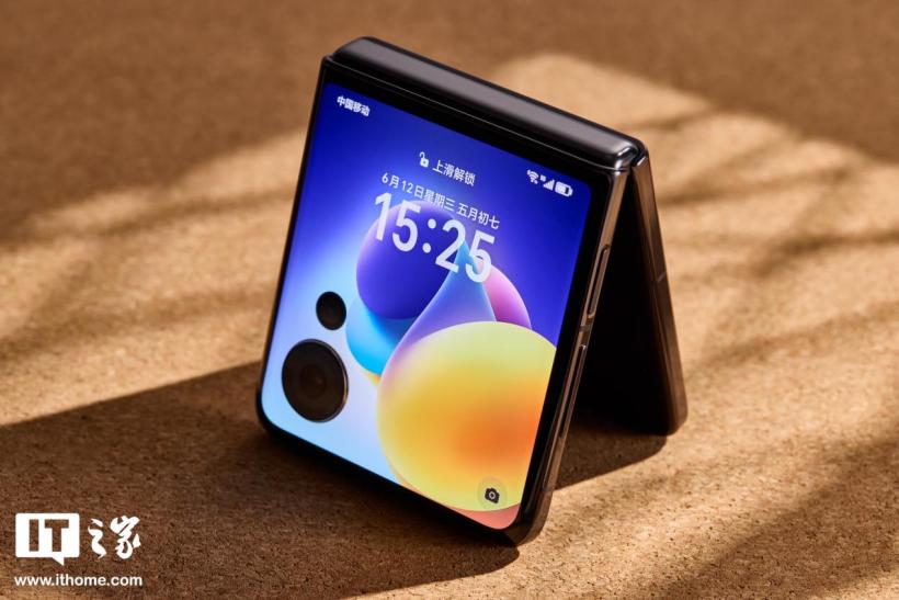 荣耀折叠屏手机 618 销量增长 179%：多维度体验创新掀起折叠屏普及风暴