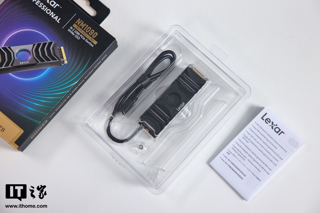 雷克沙 NM1090 PCIe5.0 Gen5x4 NVMe 固态硬盘图赏：全副武装的读写性能怪兽