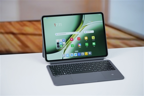 2799元起 一加平板pro首销：首款骁龙8 gen3平板