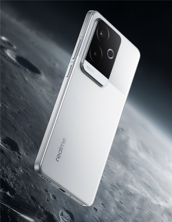 耐用神机！真我gt6宣布四年电池老化免费换