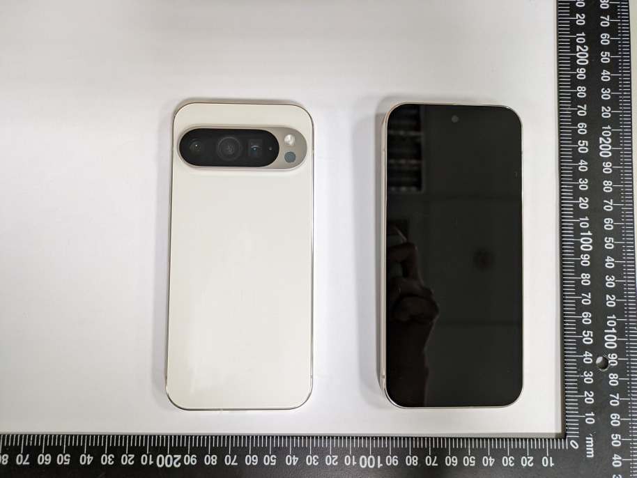 谷歌 Pixel 9 Pro Fold 折叠屏真机曝光：圆角矩形相机模组、潜望长焦镜头