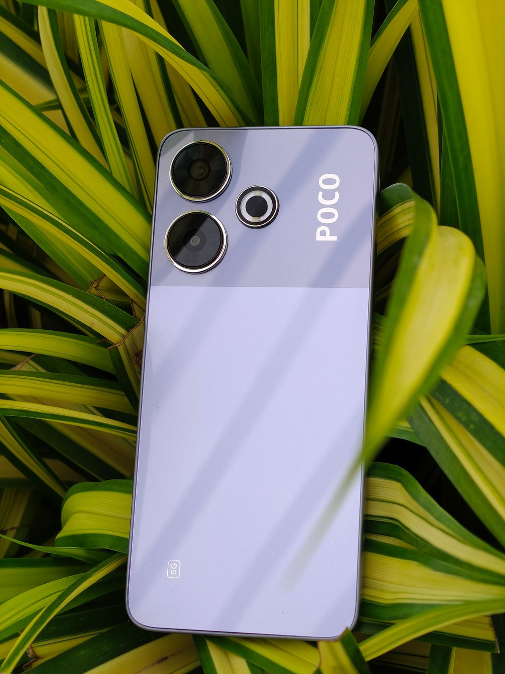 8 月 1 日发布，小米 POCO M6 Plus 5G 手机以及 POCO Buds X1 耳机实物照曝光