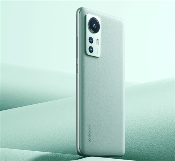 流畅度、续航效果不达标！小米12系列无缘澎湃os“高级材质”功能