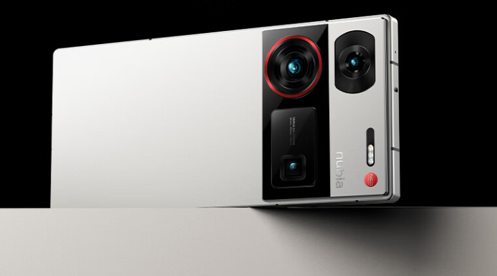 努比亚 Z70 Ultra 手机现身 IMEI 数据库，预计年底发布