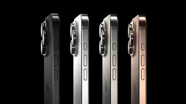 苹果推出沙漠色iPhone 16 Pro：淡金色效果 重回iPhone XS时代