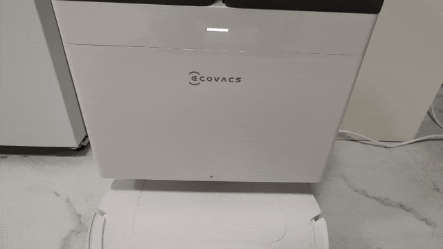 科沃斯地宝 T50 PRO：81mm 纤薄机身 + 边刷拖布双外扩，解决“进不去、够不着”清洁难题