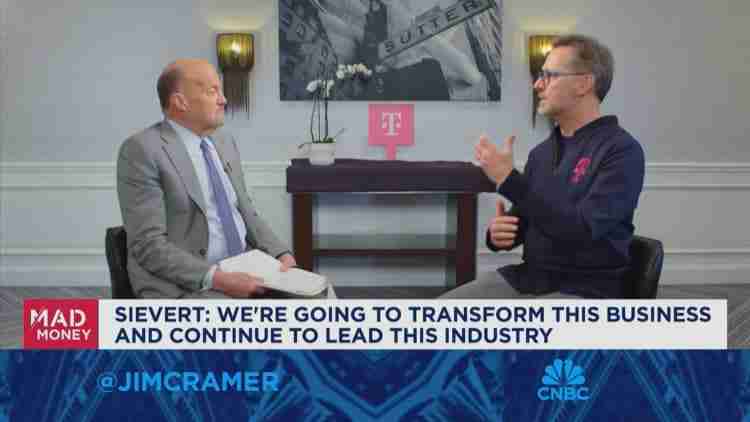 T-Mobile 称苹果 iPhone 16 系列销量优于 iPhone 15，Pro / Max 更受欢迎