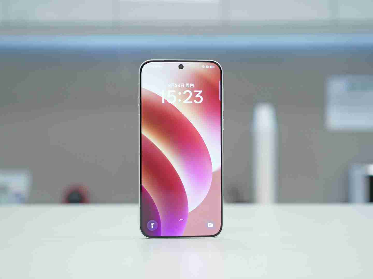 消息称中国品牌“小钢炮”太强，三星可能取消 Galaxy S26 标准版手机
