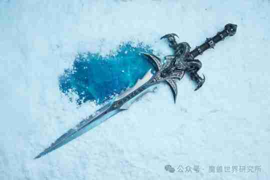 《魔兽世界》5499元，变身巫妖王！1比1还原霜之哀伤上架