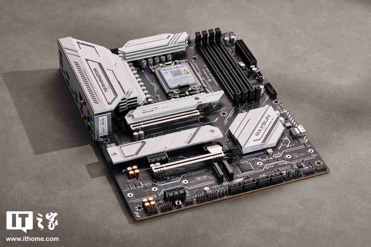 铭瑄终结者 Z890-A Wi-Fi 主板评测：进阶玩家的实用之选