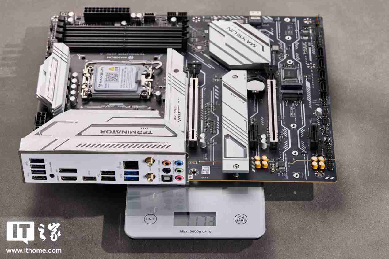 铭瑄终结者 Z890-A Wi-Fi 主板评测：进阶玩家的实用之选