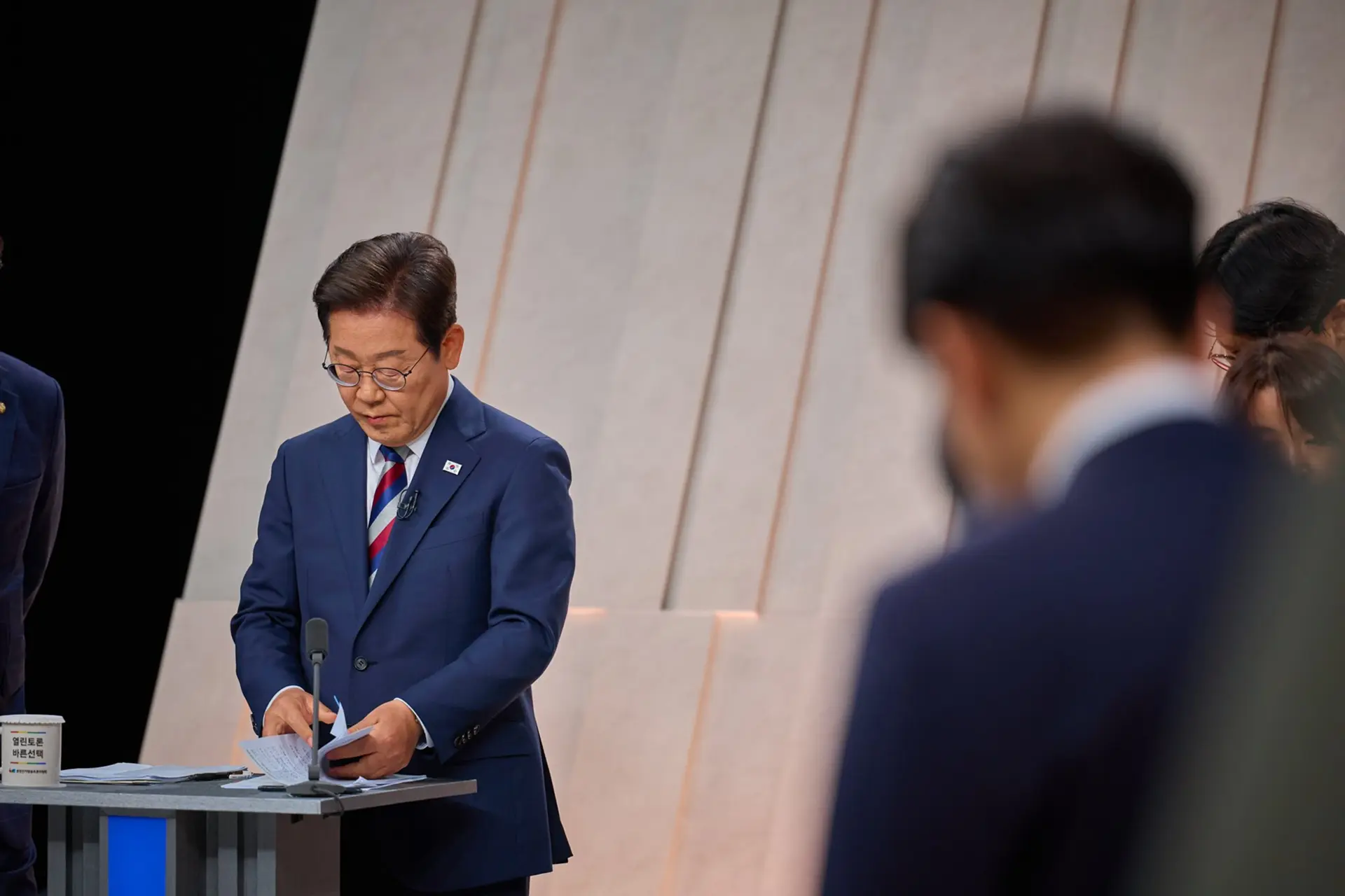 与虚拟资产（加密货币）和安全令牌产品（STOS）有关的股票显示出急剧的涌现