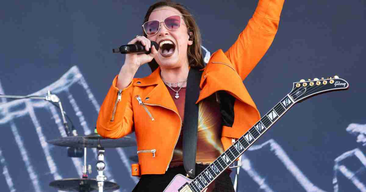 Lzzy Hale，睡眠代币以及他们居住的意外世界