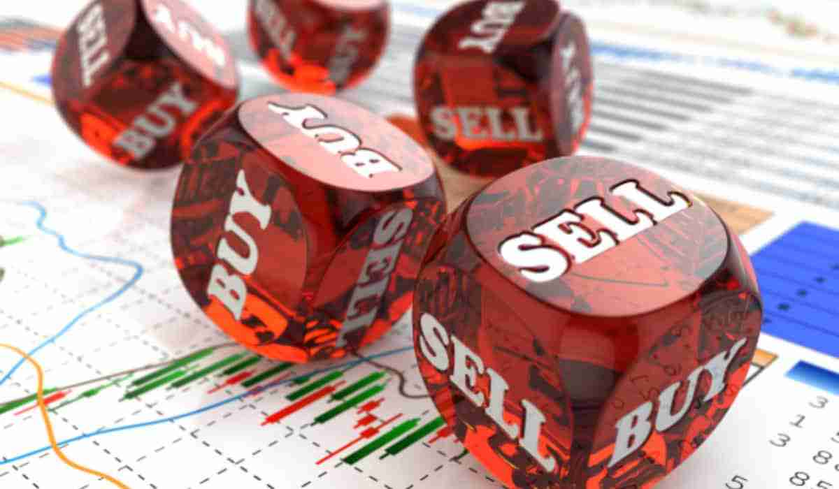 XRP，Cardano和Magacoin Finance：在2025年绘制加密课程