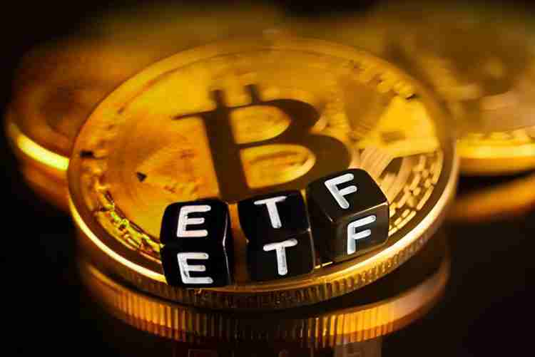 2025年11月市场分析：比特币（btc）抛售、贵金属热潮与股市动态