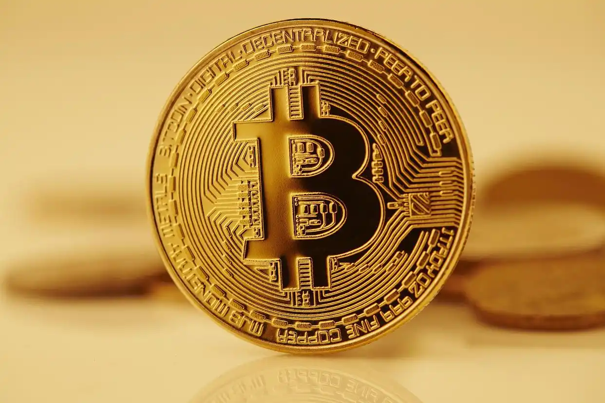 银行转账根比特币转账有什么不同