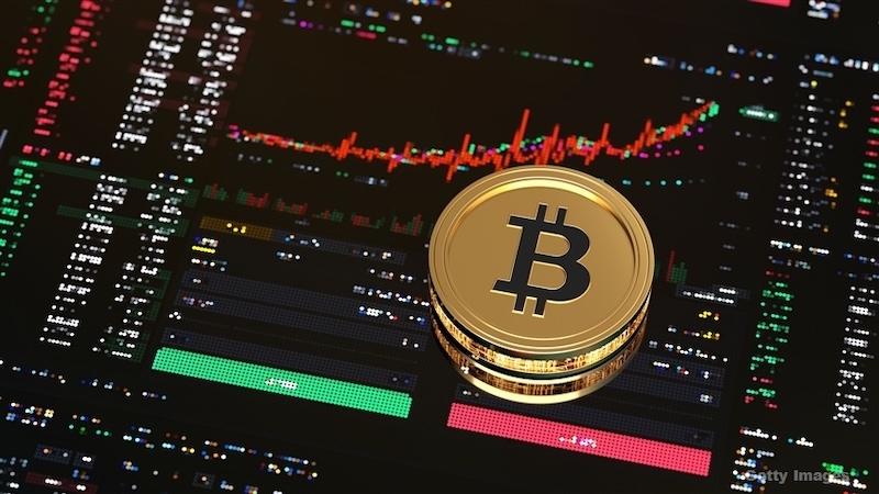 比特币跌破9.5万美元，加密市场恐慌情绪升级