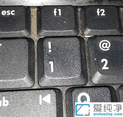 win10键盘掉下来了一个键怎么装回去_安装键盘键的图文教程
