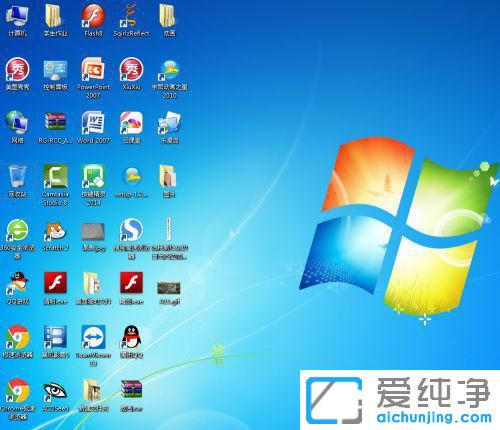 Win7系统怎么把日历添加到桌面？