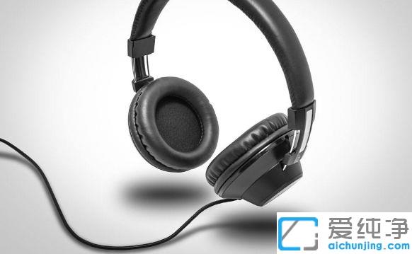 win7电脑麦克风启用了但是没声音